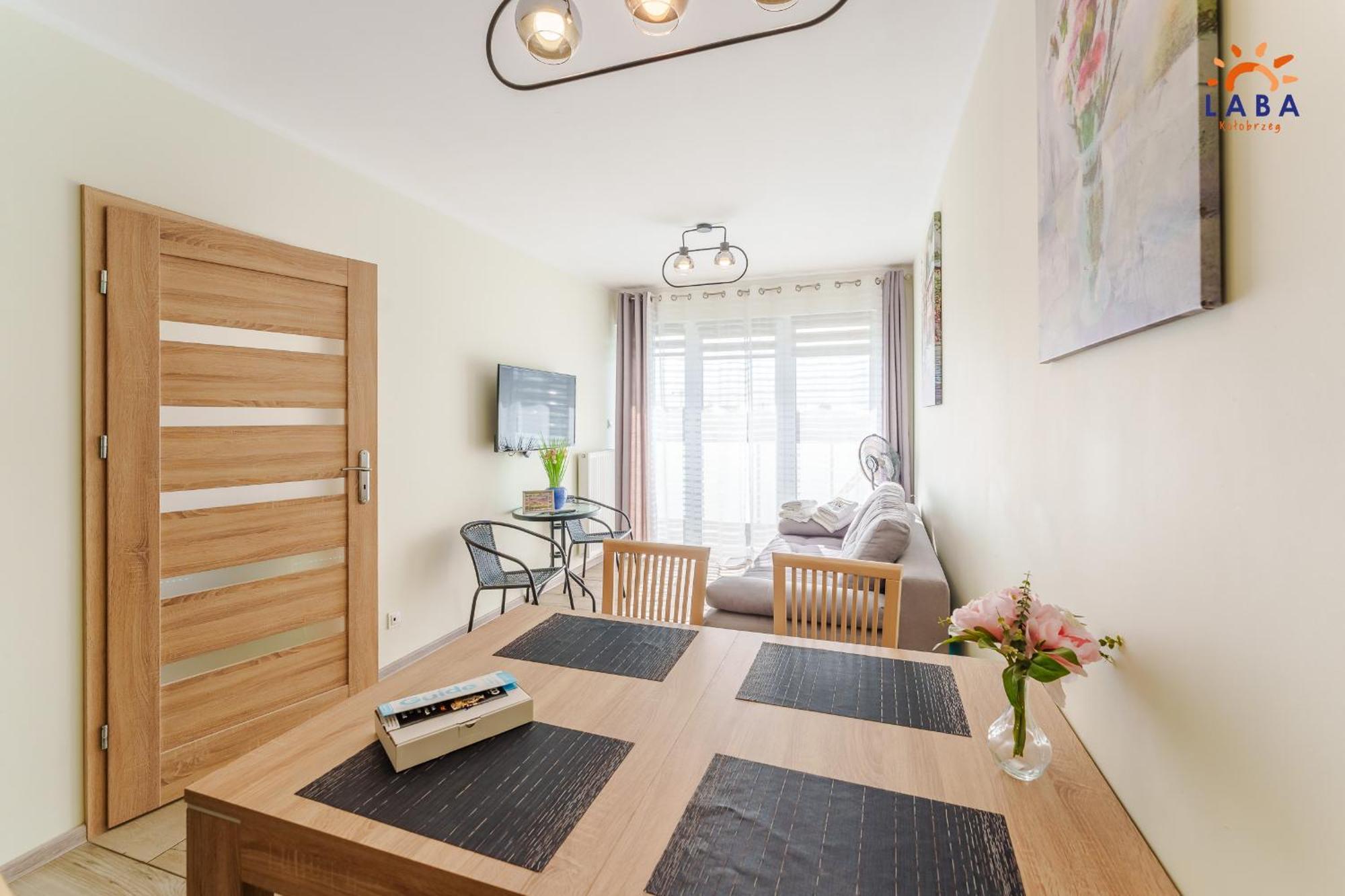 Laba Kolobrzeg Apartamenty Kasprowicza 20Ab Exterior photo